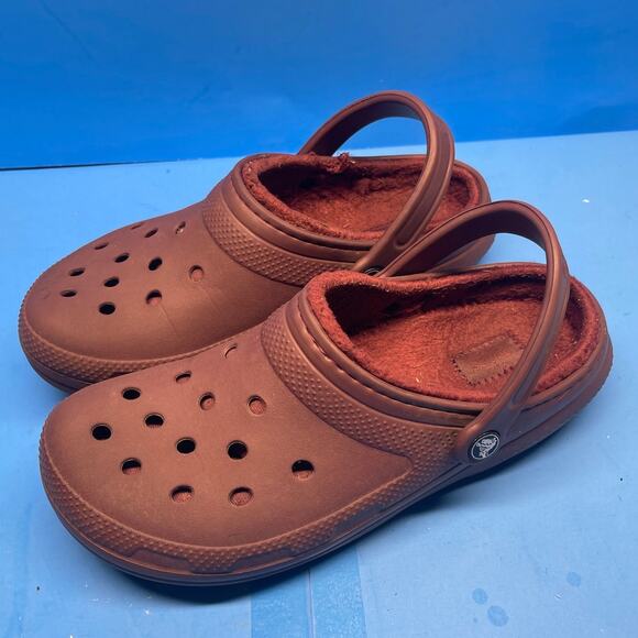 Crocs Unisex Maroon Cozy Soft Classic Fleece Lined Cushion Clogs Sandals W 9 M7 - Picture 5 of 6